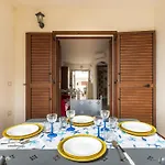 Apartmán Marconi A Donigala *